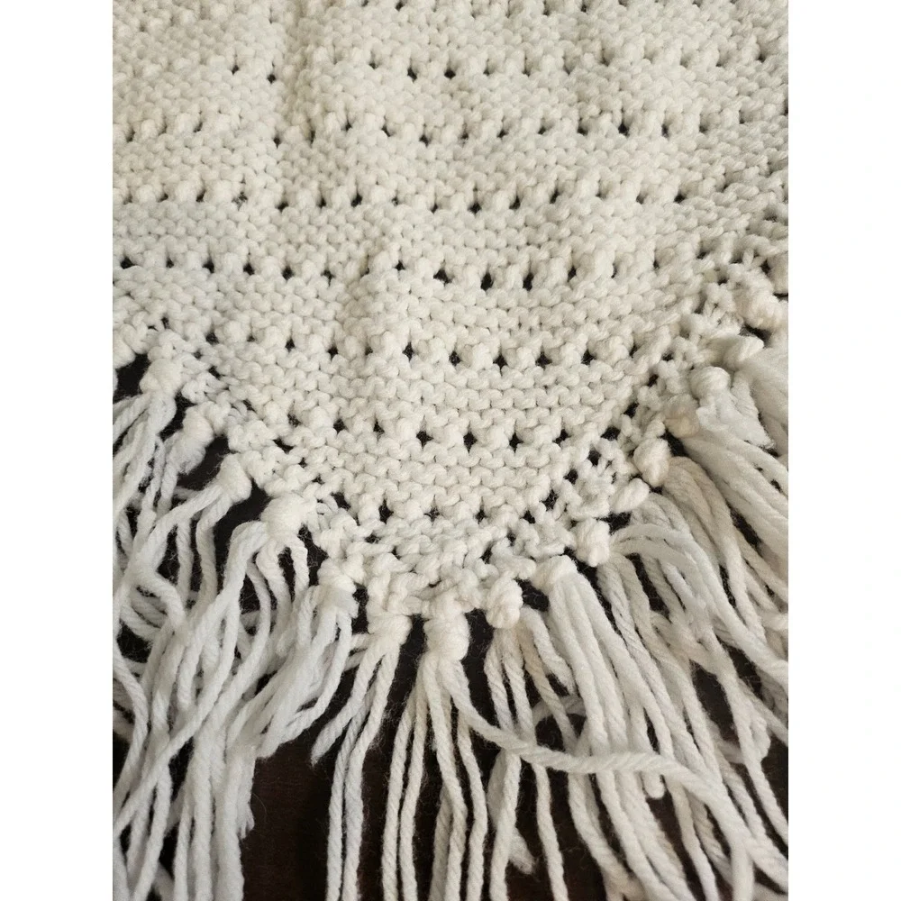 UCrochet Shawl Women Cream White Fringe Trim Boho Triangle Wra